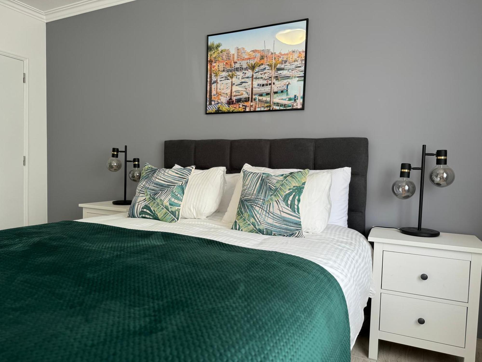 Princess Retreat Beautiful Modern Aprt 2 Min Walk From Quarteira Beach Dış mekan fotoğraf