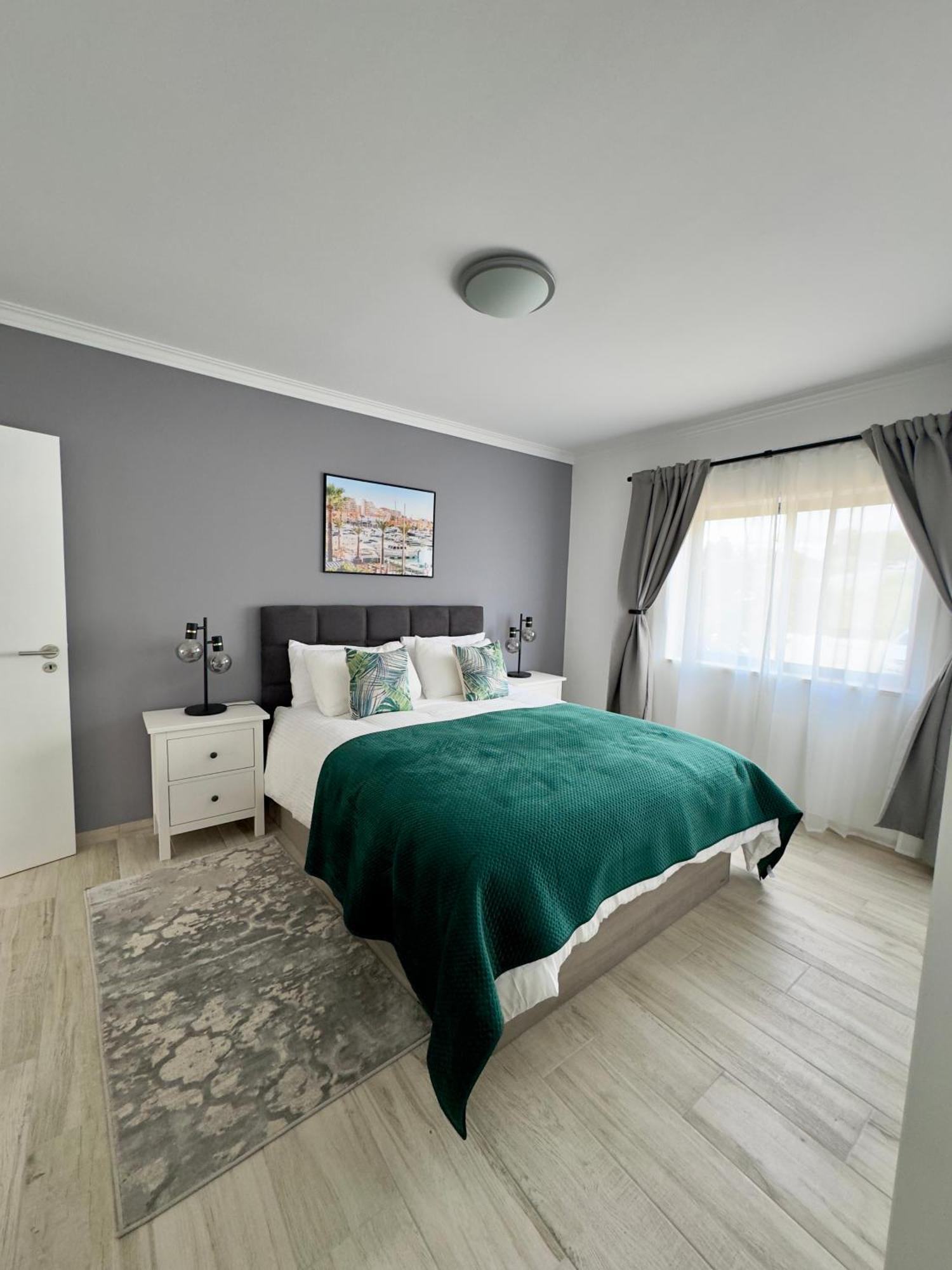 Princess Retreat Beautiful Modern Aprt 2 Min Walk From Quarteira Beach Dış mekan fotoğraf
